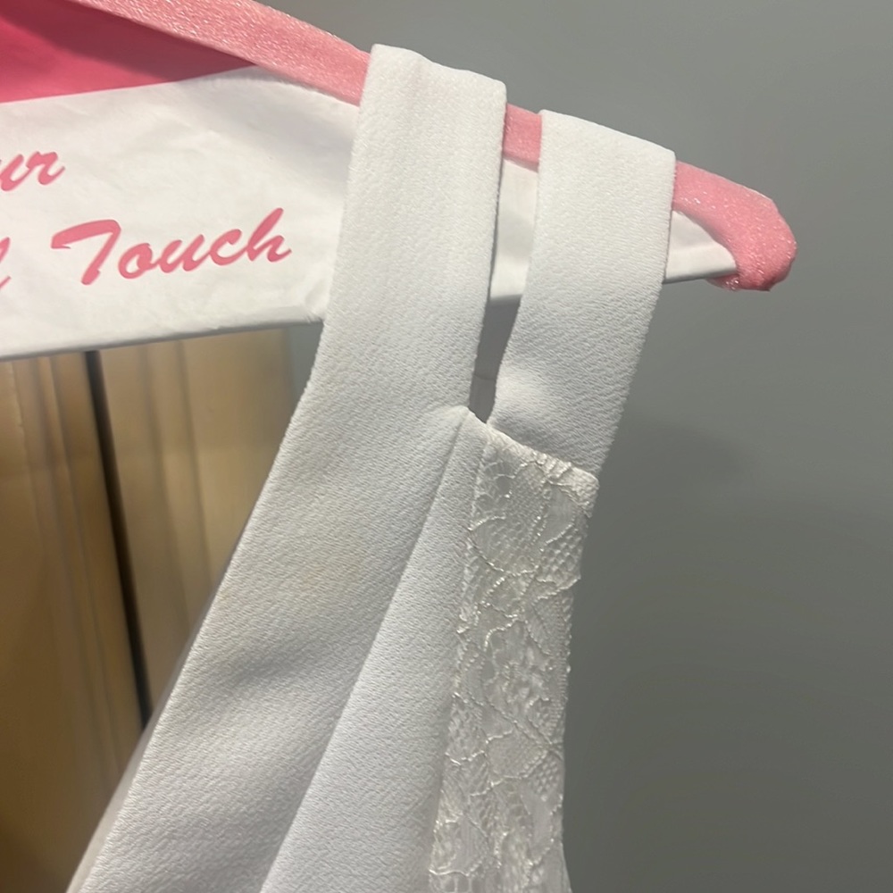 BCBGeneration new white short dress - Picture 3 of 3